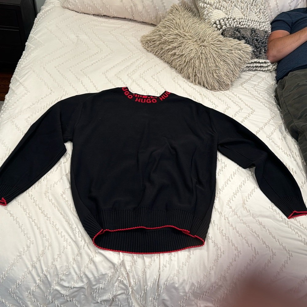 Men’s Hugo Boss black with red detail sweater